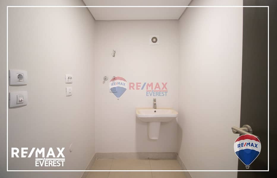 14 WhatsApp Image 2025-10-05 at 1.36. 51 PM (1). jpeg