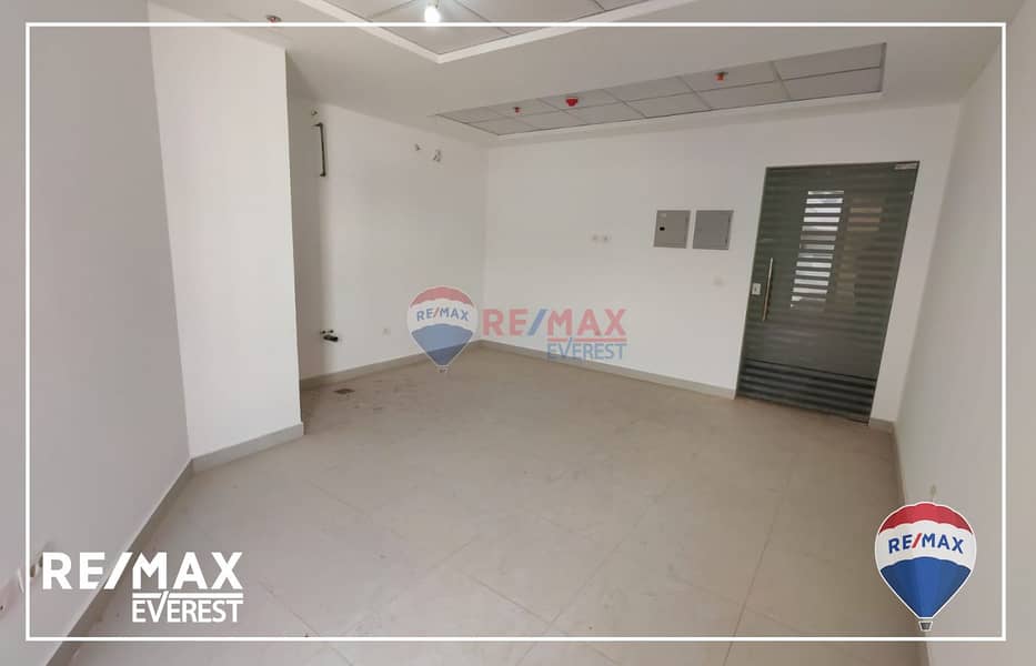 4 WhatsApp Image 2025-10-12 at 3.47. 35 PM (1). jpeg