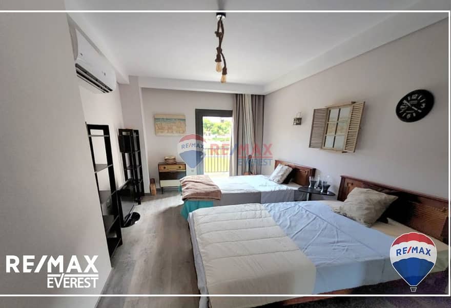 6 072c479f-3573-439b-a640-3a1b42ea61f4. jpg