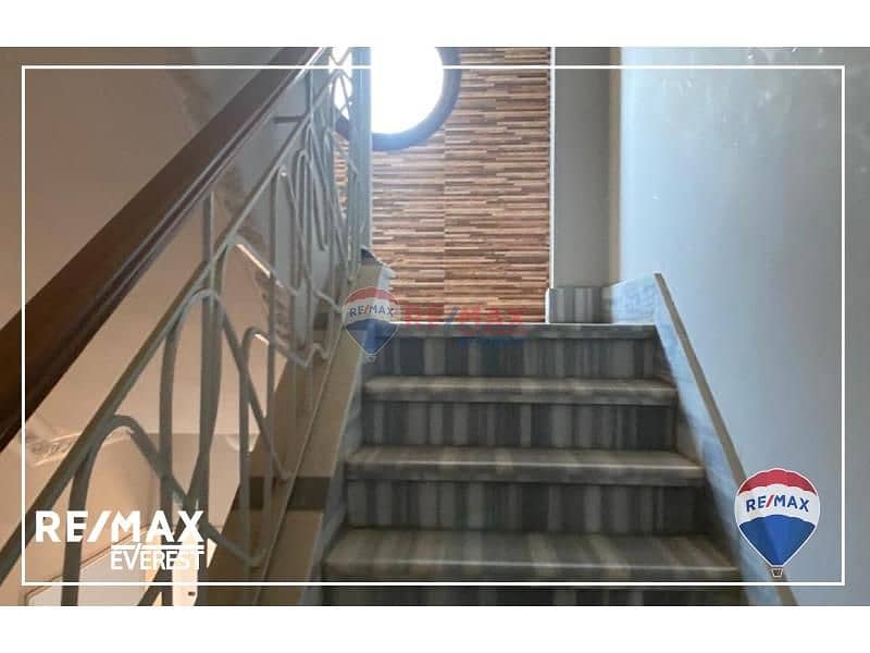 2 b04d488d-a073-47d4-97b9-48eaa8da4b8c. jfif. jpg