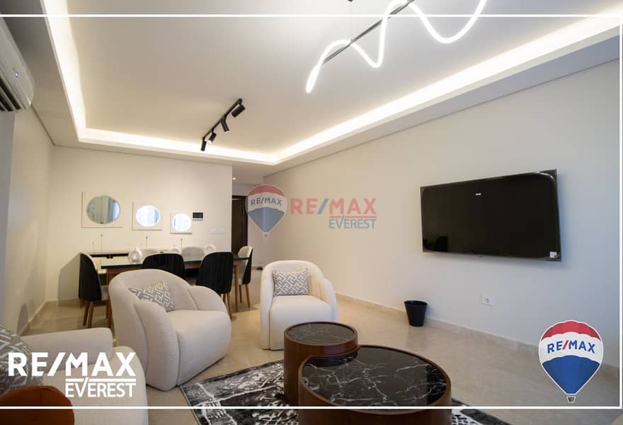 5 7b57eaec-acf4-49dd-b111-212a93c18ff9. jpg