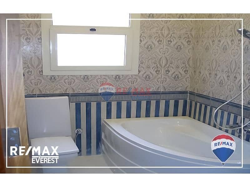 8 0e2191b6-f430-4fb1-9db5-239c302d13a6. jpg