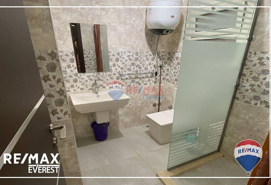 7 d50ceabc-968d-4e0b-ba92-440397c717b1. jpg