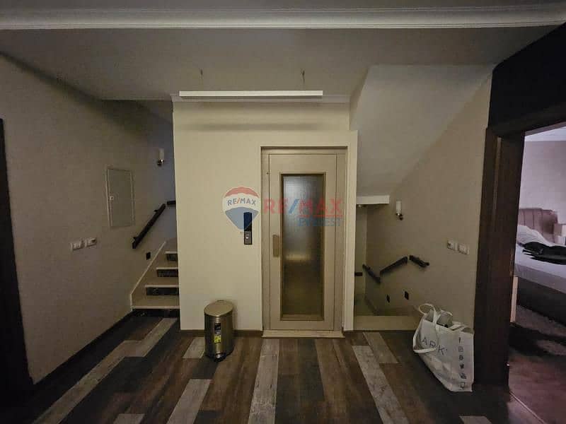 7 cb0b9f49-28ab-44d4-985a-5df55d7c1d56. jfif. jpg