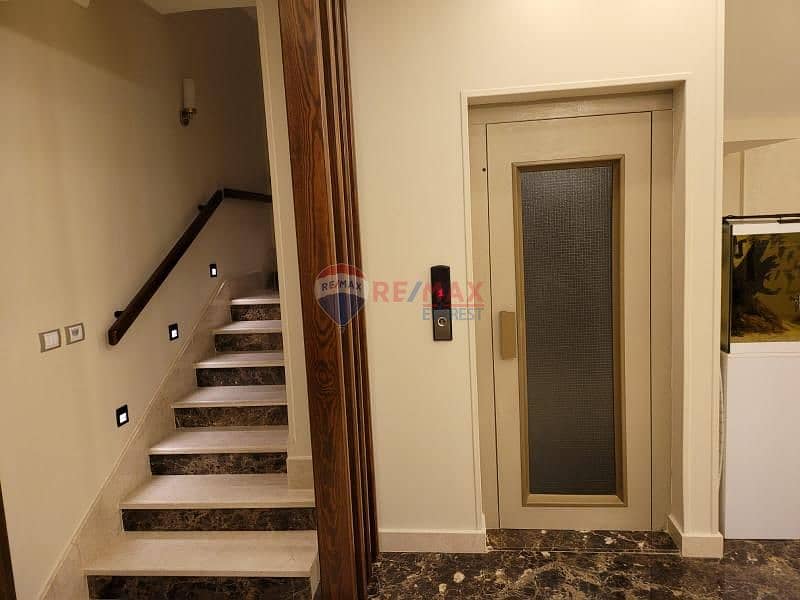 8 207aa6f2-34ed-43a5-8e00-849dd9940120. jfif. jpg