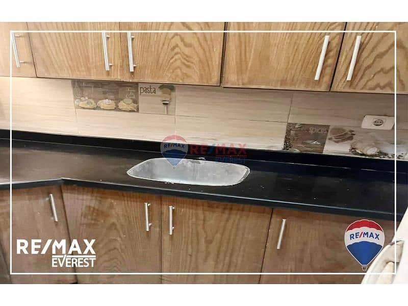 9 867b8252-3e7a-431b-95e9-10e834dfac63. jfif. jpg