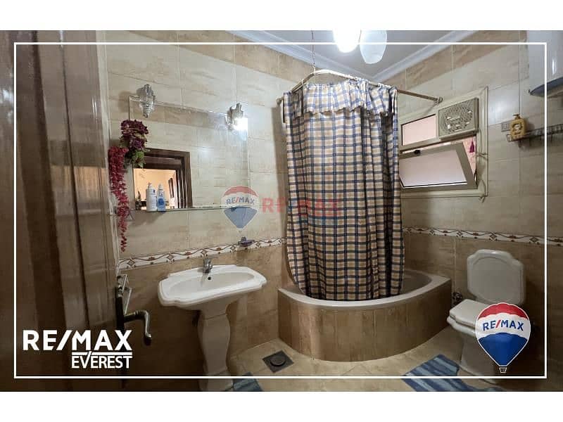 8 a00772fb-dd18-41a3-af1c-ea1efeab3a60. jfif. jpg