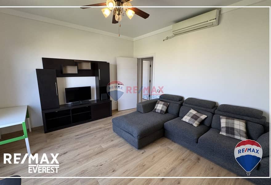 4 4e2e7bce-4863-440a-bf19-17f49b00173a. jpg