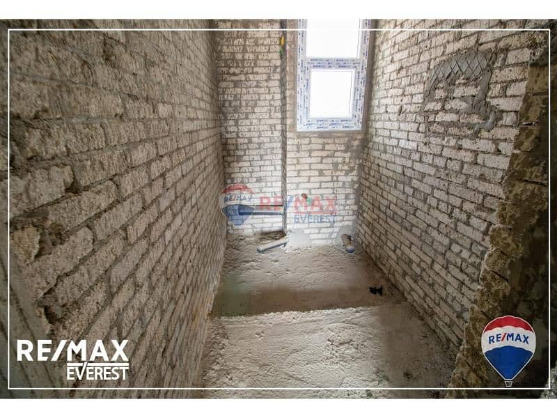 12 9911fc7a-1a81-4abe-81f9-938d4be1cf84. jfif. jpg