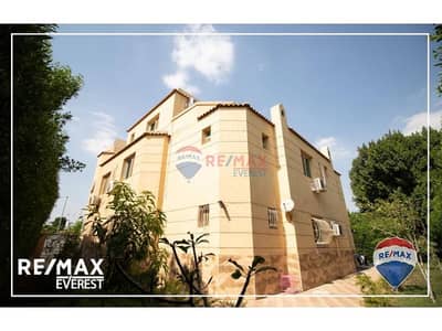 فیلا 9 غرف نوم للبيع في الشيخ زايد، الجيزة - a69282d7-500b-4a1d-8d6b-b1dbd172a0cf. jfif. jpg