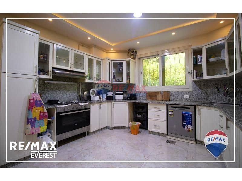 8 ab295fc2-b97f-4349-bae6-c5eb3fe0c748. jfif. jpg