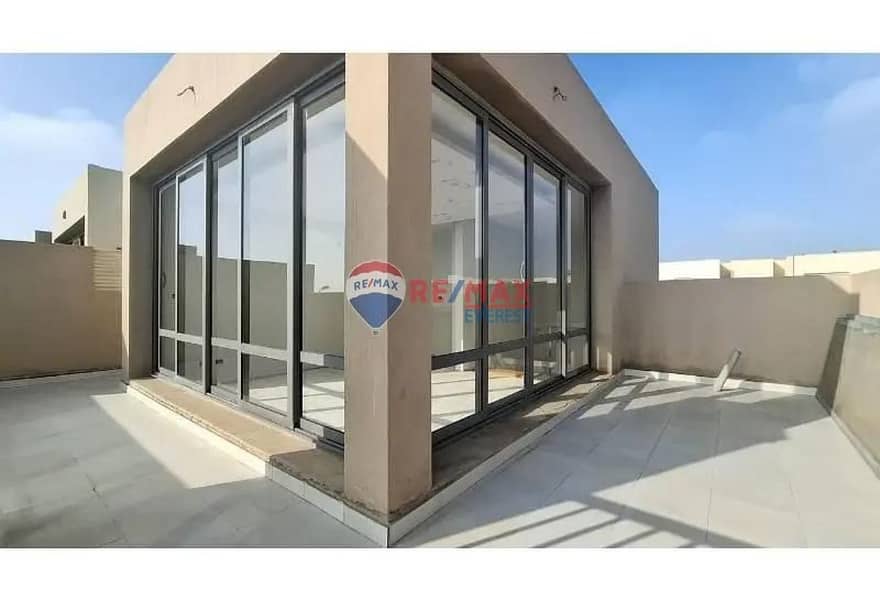 11 8cb0c55b-34ff-498c-afd3-6980d3accc37. jpg