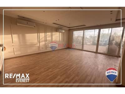 تاون هاوس 4 غرف نوم للايجار في 6 أكتوبر، الجيزة - e892eda2-89f6-4df2-88f2-89c497b3abd7. jpg