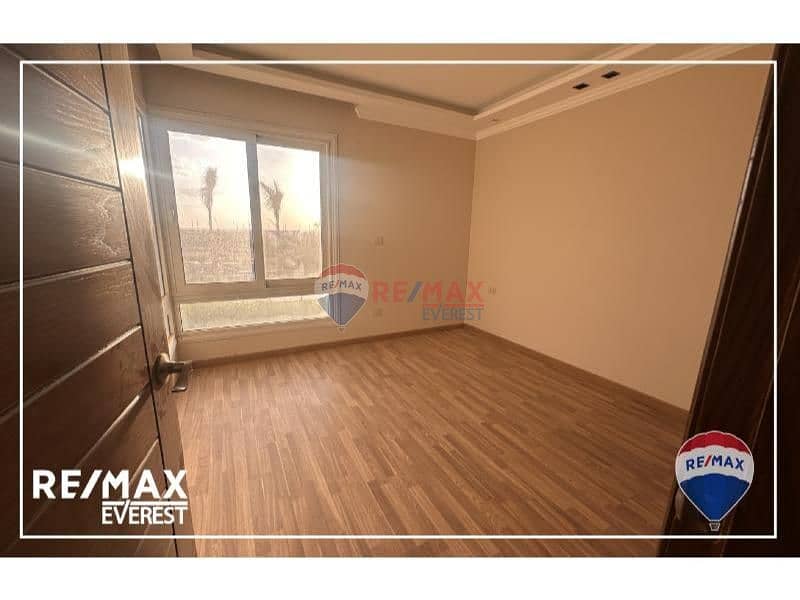 8 5a222dd5-f32e-436b-ae9b-6aefc7189090. jpg