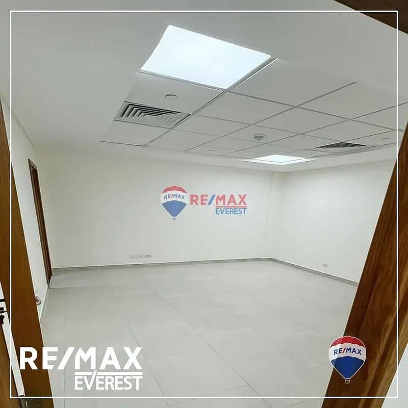 4 08993e86e1f28ea686b9576e6fe0dce3af5a1b8e. jpg