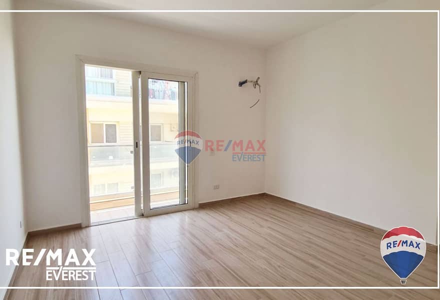 4 0438855b-1056-457b-839a-8fe581ec530c. jpg