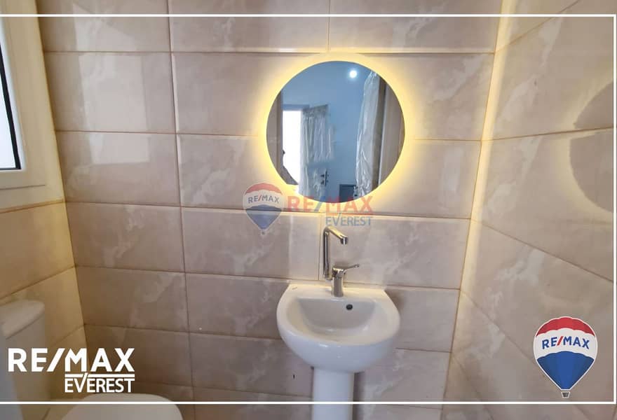 8 1a36551a-b94d-4aac-a506-0730993e018b. jpg