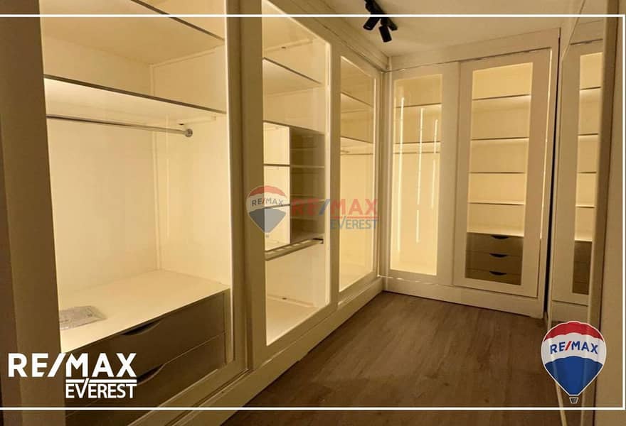 9 f08c7f36-2597-4c18-99cf-dbf2599deca4. jpg