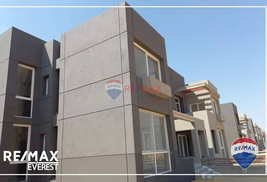 10 09e4981d-d289-4c26-a949-27b1810e2b94. jpg