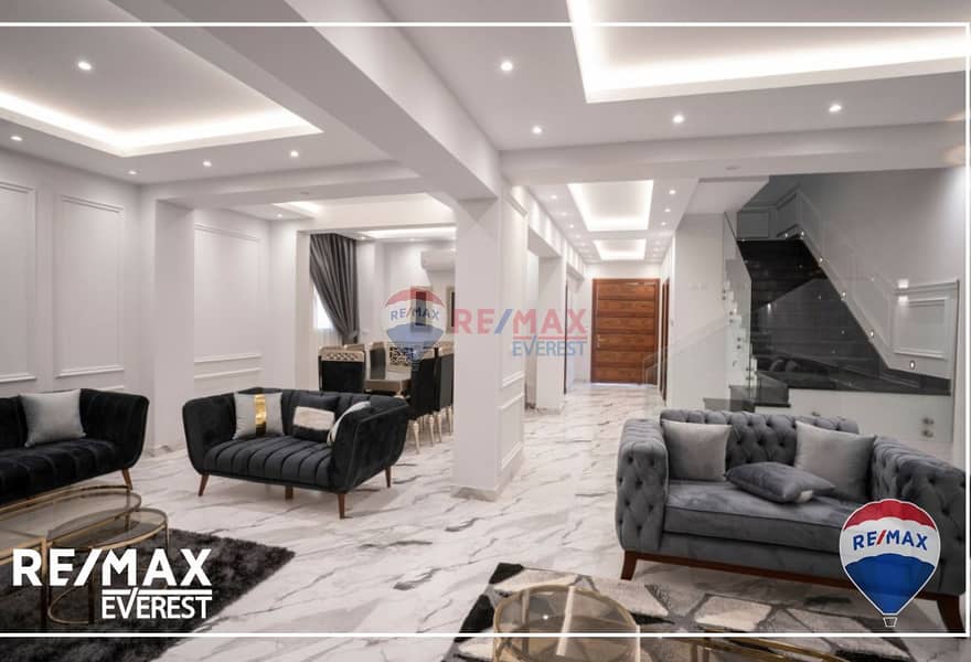 3 4339c0d6-2a98-41c9-b2aa-ab2a4e47e472. jpg