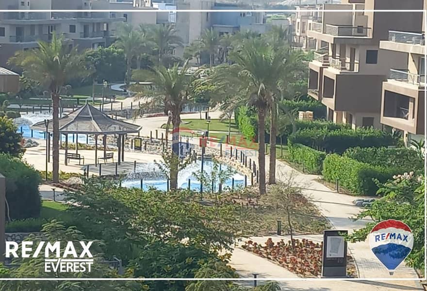 2 3372fb46-1cf8-4ff3-a0ed-0aa6e37ef1f6. jpg