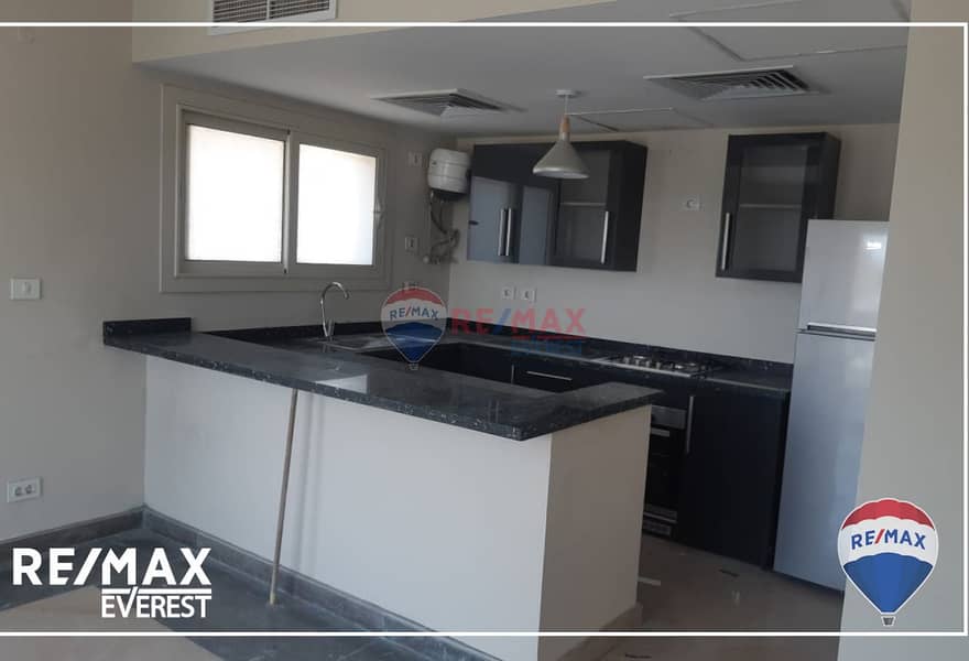 6 1fedcb14-5c1a-4a02-b938-e3424324c3ab. jpg