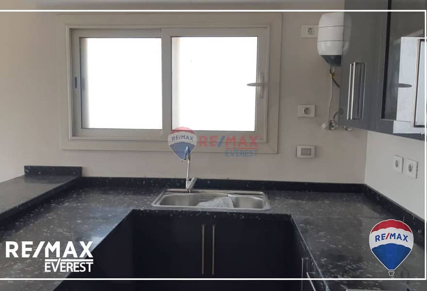 7 5b5be7d8-2785-4cd6-96d7-d20c8b038009. jpg