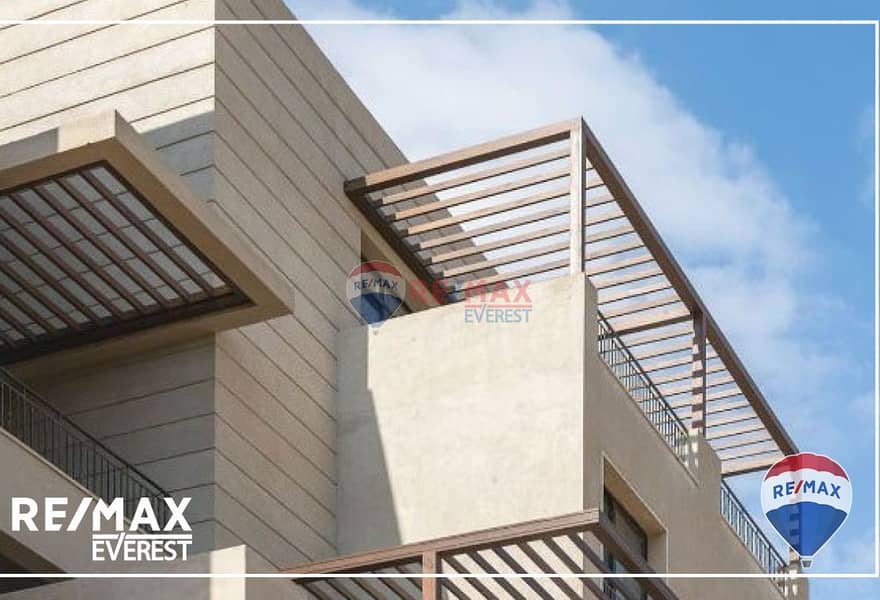 5 f66069a8-f454-4fde-b834-382a65391516. jpg