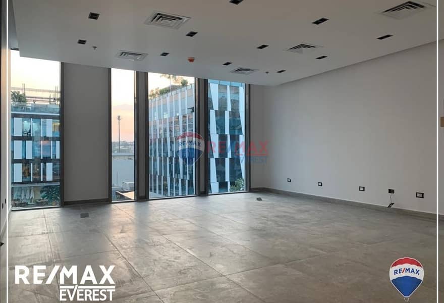 8 0188886b-4333-4553-89bc-1c4f6773bc0d. jpg