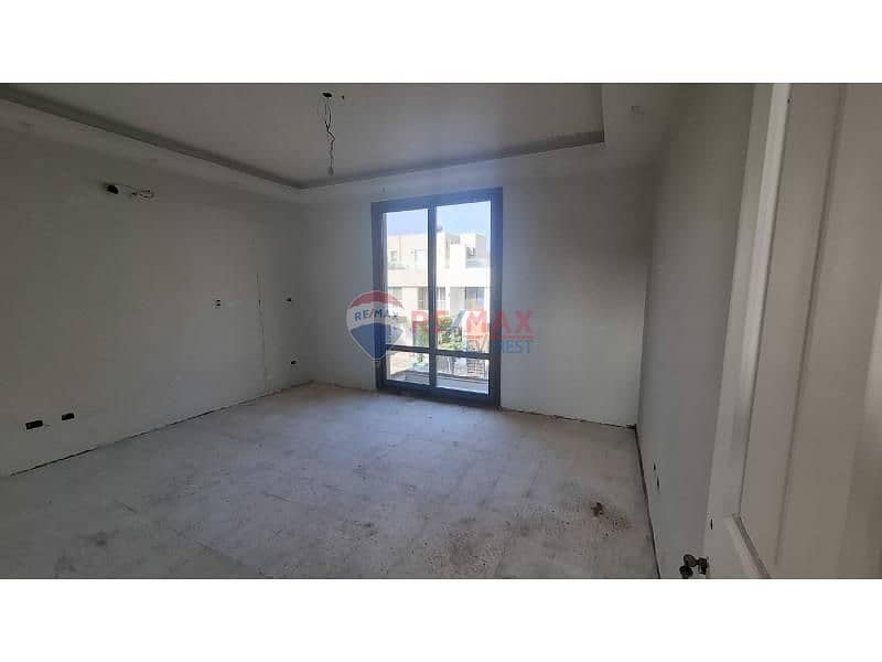 13 585c4668-2be8-4f2a-988a-72818a5c733a. jfif. jpg