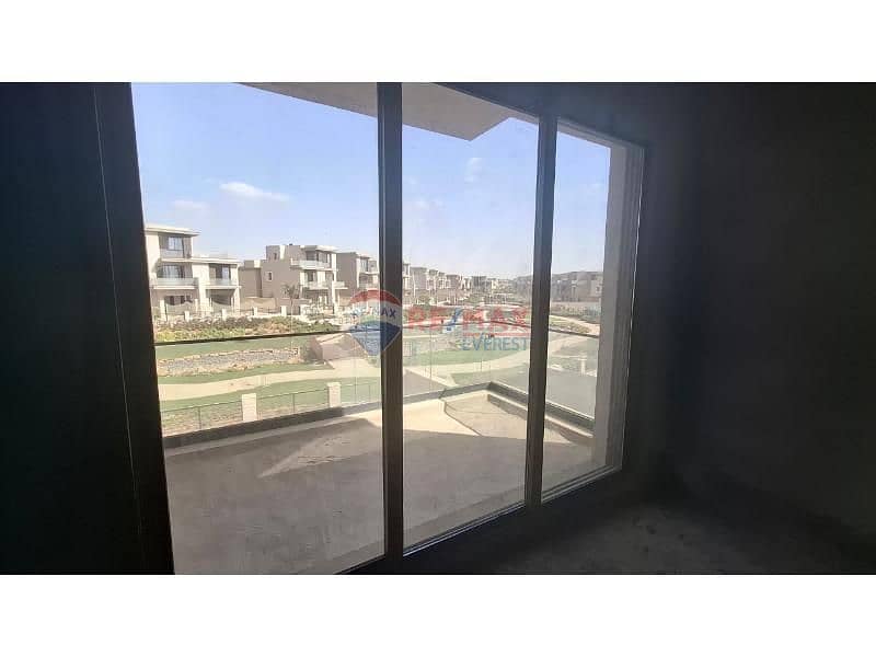 7 1efa5350-6f09-4e95-a002-911499f2ca27. jfif. jpg