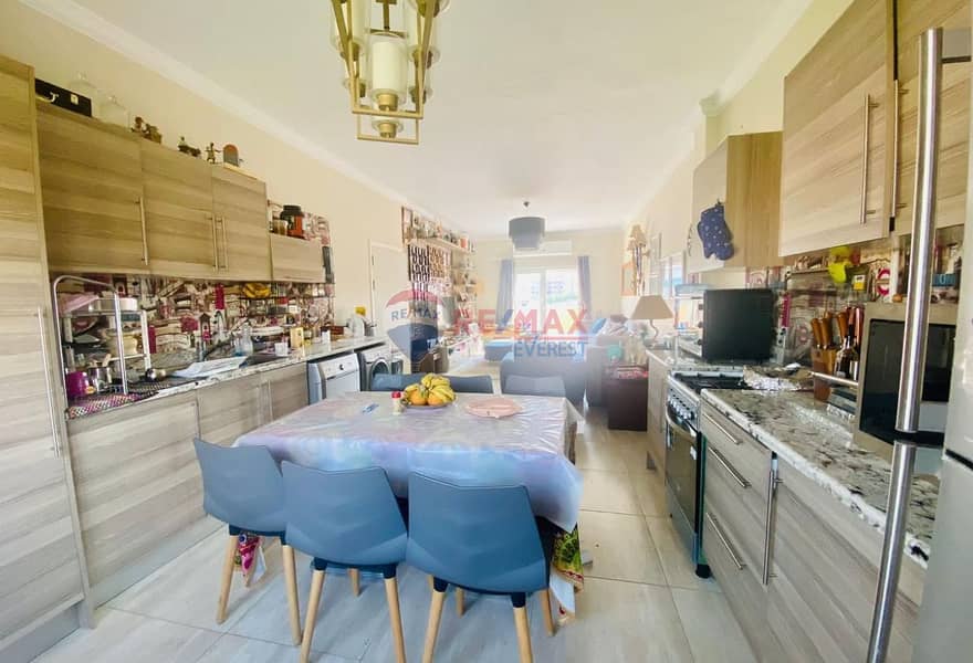 5 c103ad3e-6af3-4356-9e1b-7f4fd4a8b4b5. jpg