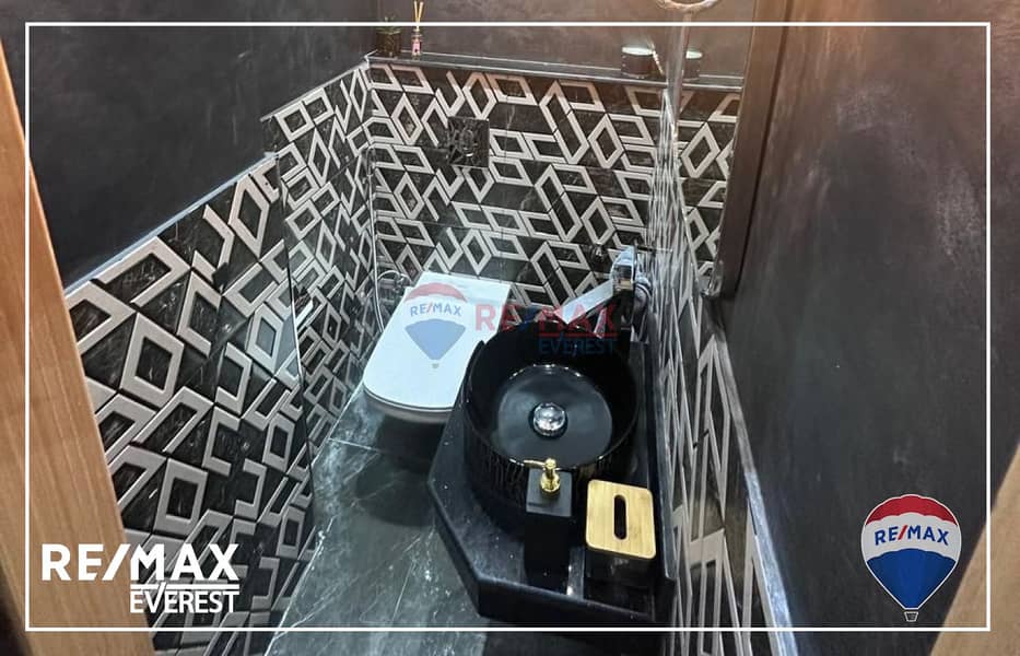 11 WhatsApp Image 2025-10-05 at 1.48. 04 PM (2). jpeg