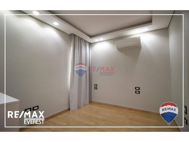 10 846c3257-9d07-49f6-a560-ec5d09c56ee6. jfif. jpg