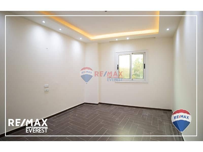 5 75ec7494-d7aa-42eb-bb96-b203e5e38709. jfif. jpg