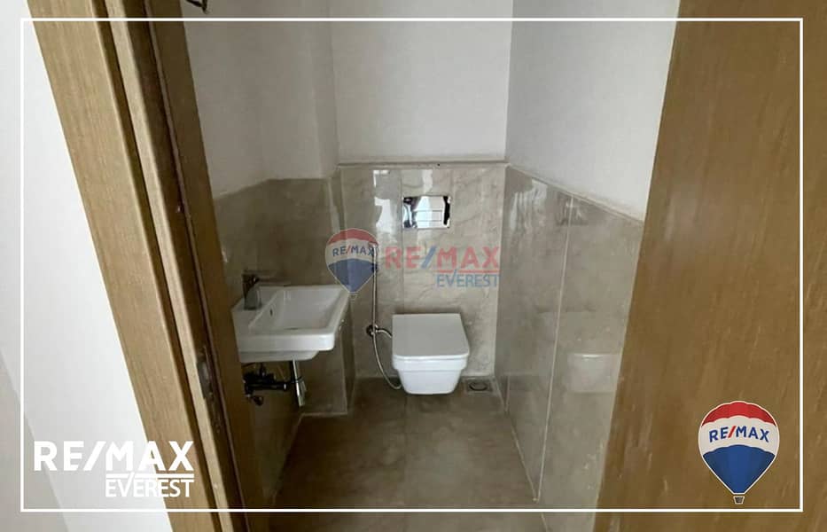 10 WhatsApp Image 2025-09-17 at 11.29. 50 AM (2). jpeg