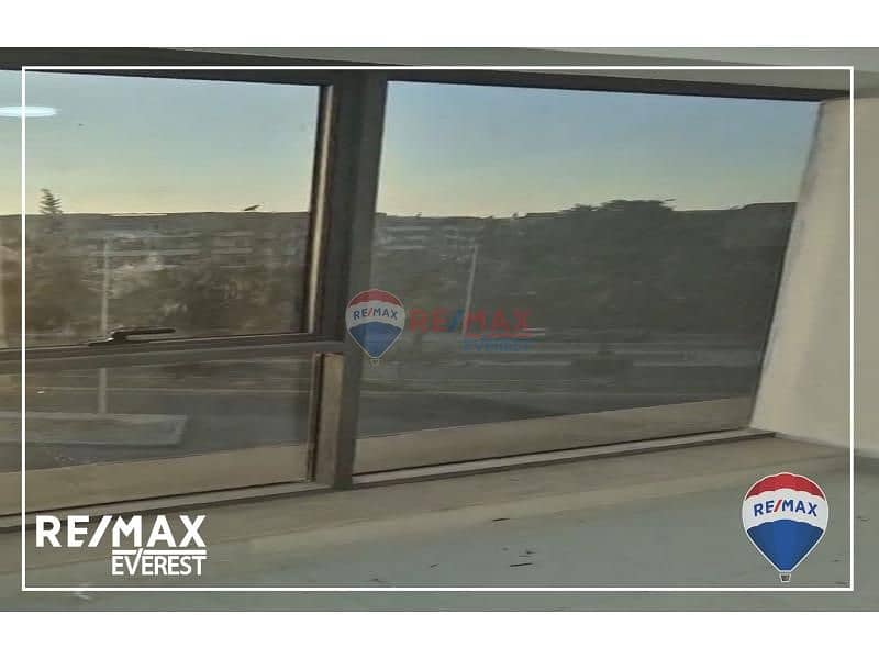 7 3fd2e78a-4669-4d6f-b328-46b0f7dc25b5. jfif. jpg