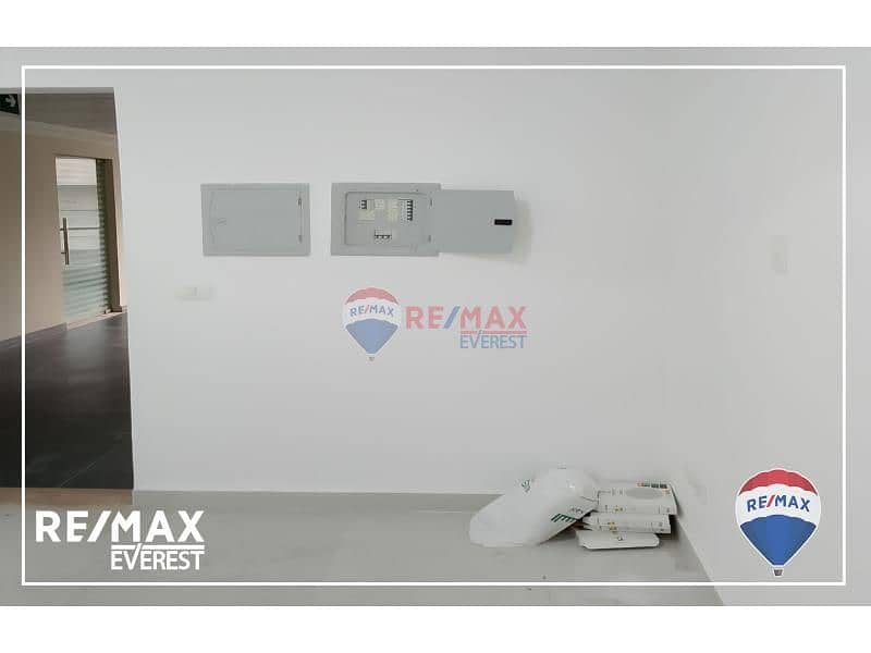 8 65ab51ba-6890-44b3-8381-78516f55090e. jfif. jpg