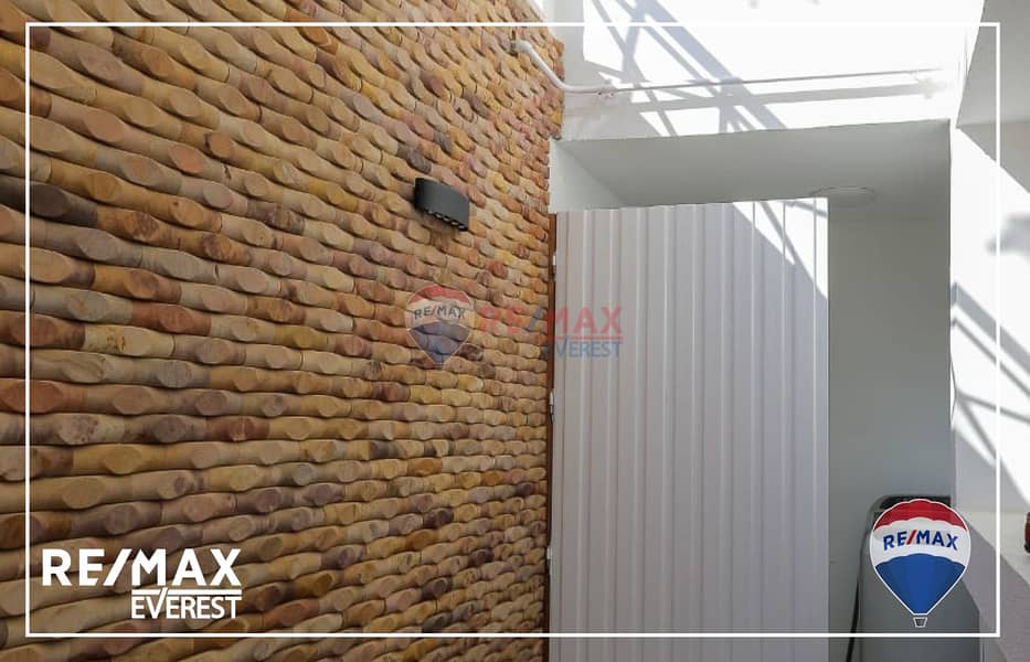 6 WhatsApp Image 2025-10-19 at 10.35. 58 AM (1). jpeg