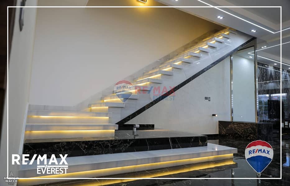 7 WhatsApp Image 2025-10-19 at 10.35. 59 AM (2). jpeg