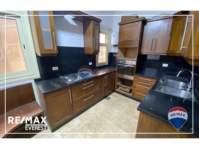 5 cb74f3f4-9ef8-43c6-ae25-184ac1144ea8. jfif. jpg