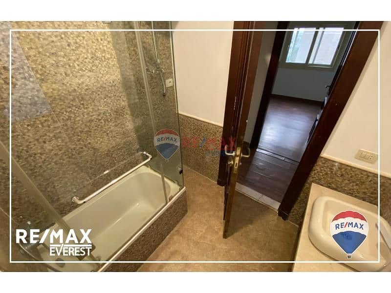 8 29b5dc8a-dc60-47d2-9f0c-f57e5e8634a1. jfif. jpg