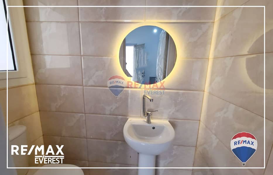 10 WhatsApp Image 2025-10-14 at 1.45. 55 PM (1). jpeg