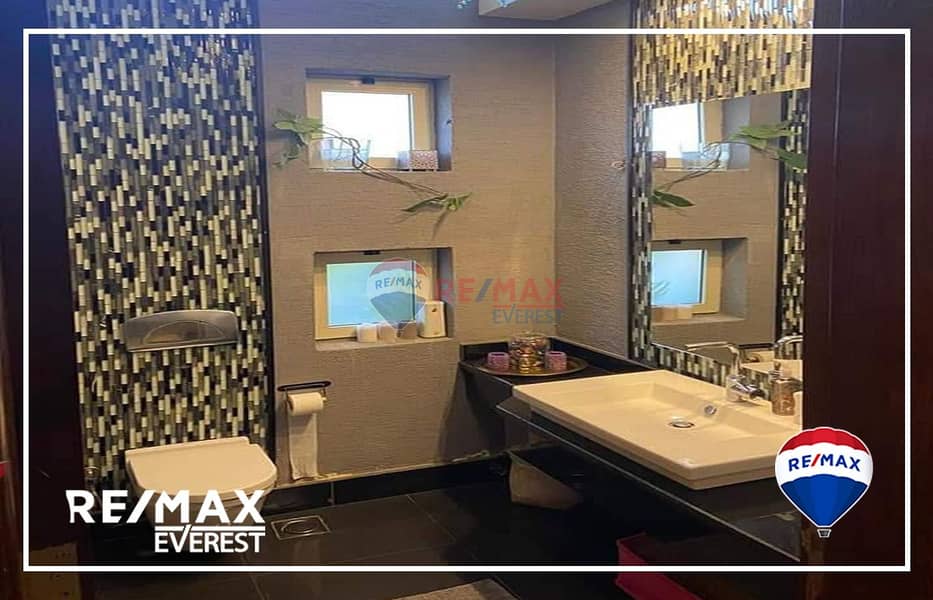 11 WhatsApp Image 2025-11-10 at 1.17. 30 PM (1). jpeg