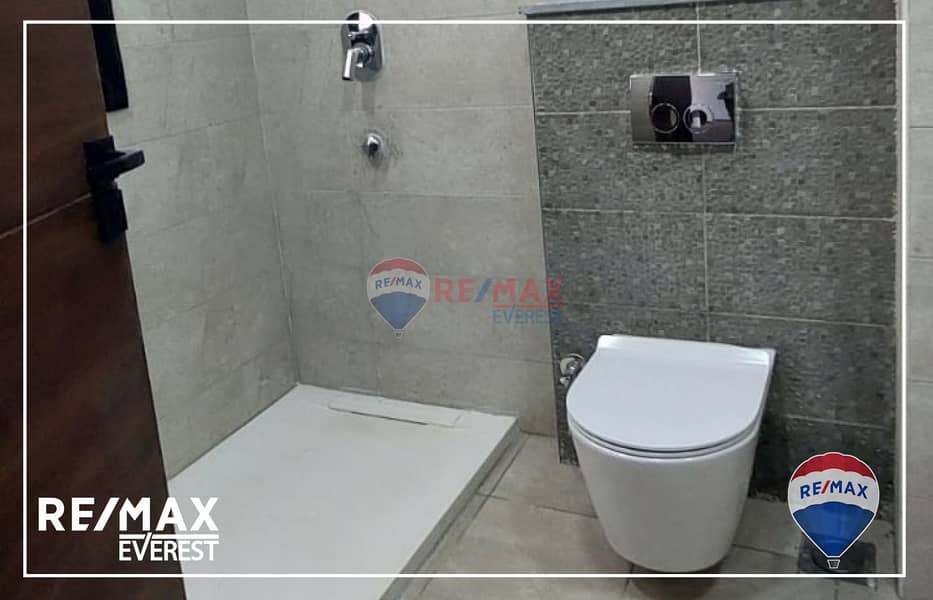 10 WhatsApp Image 2025-10-21 at 2.18. 24 PM. jpeg