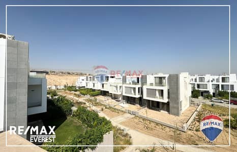 4 Bedroom Twin House for Sale in 6th of October, Giza - WhatsApp Image 2025-10-02 at 12.10. 53 PM (1). jpeg