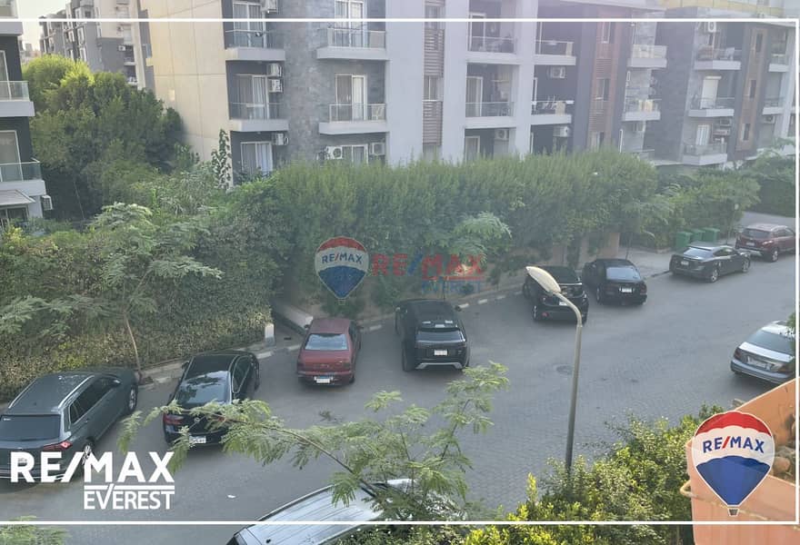 8 8f50ed4b-181a-49c7-8c28-57cce936eebc. jpg