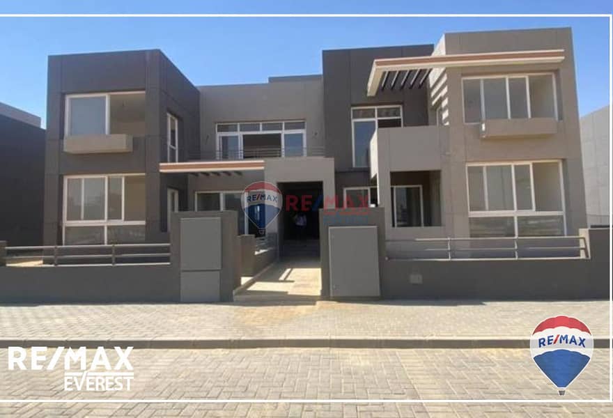 6 fe482346-c7fb-48b6-88d3-22f0576f7ce4. jpg