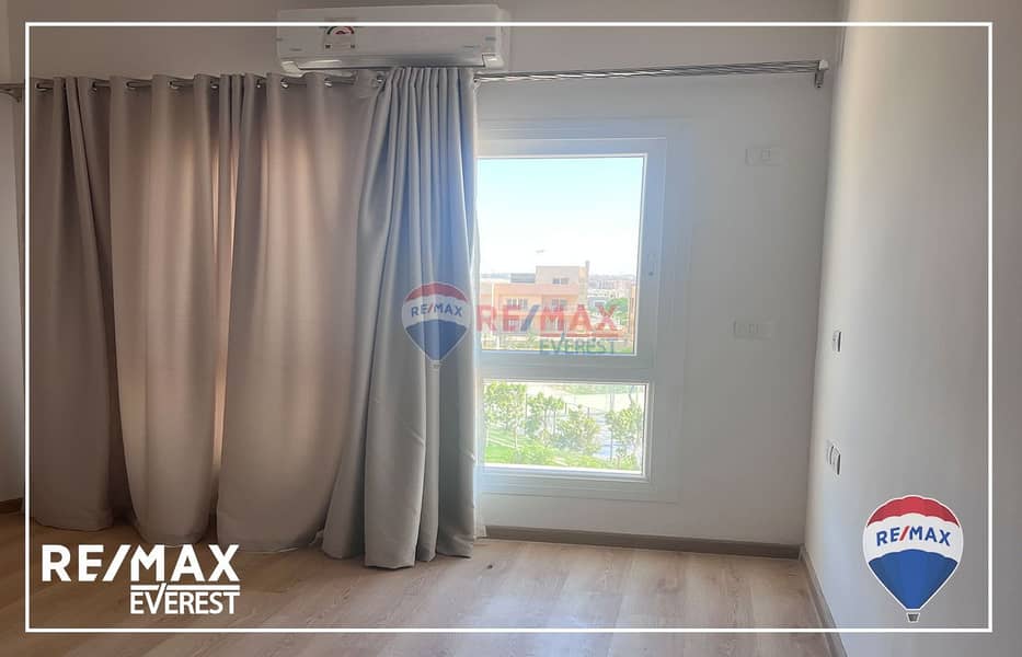 2 WhatsApp Image 2025-09-09 at 12.03. 20 PM. jpeg