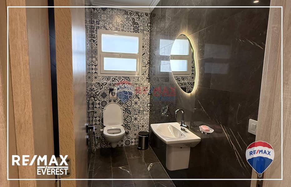 5 WhatsApp Image 2025-08-26 at 11.58. 44 AM (1). jpeg